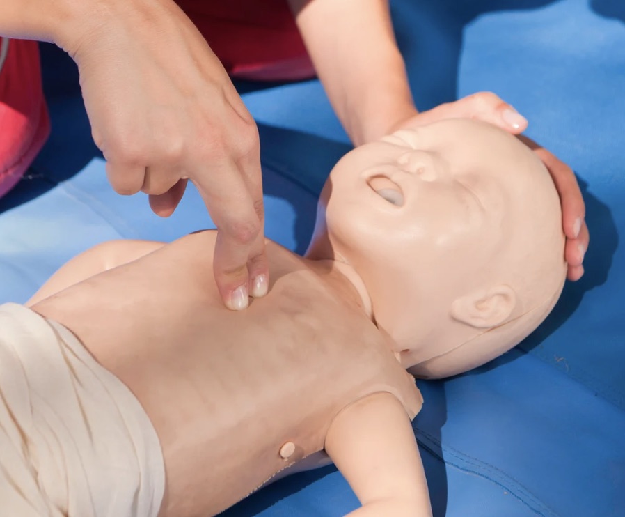Infant & child first aid and CPR (FOR NANNIES)